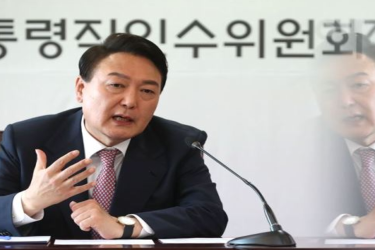 มูน-ยุนอาฆาตกระจายสู่การเสนอชื่อประธานธนาคารกลาง